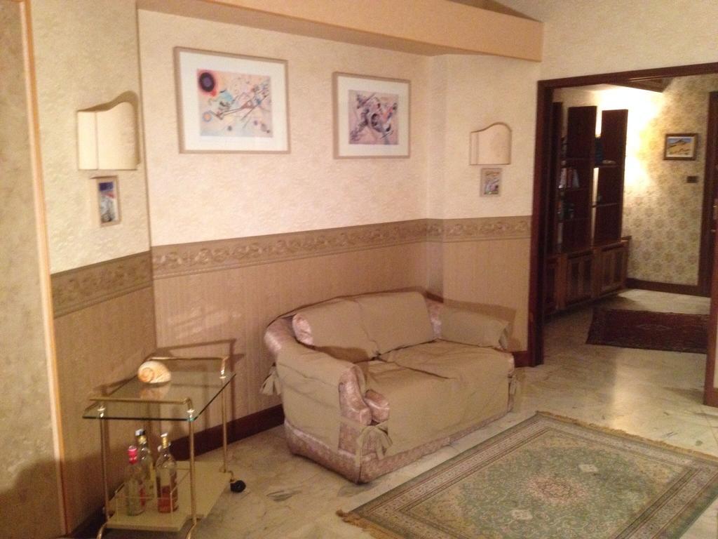 B&B Il Bagolaro Dell'Etna Sant'Agata Li Battiati ภายนอก รูปภาพ